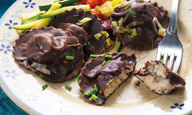 Ravioli de cacau e camarão